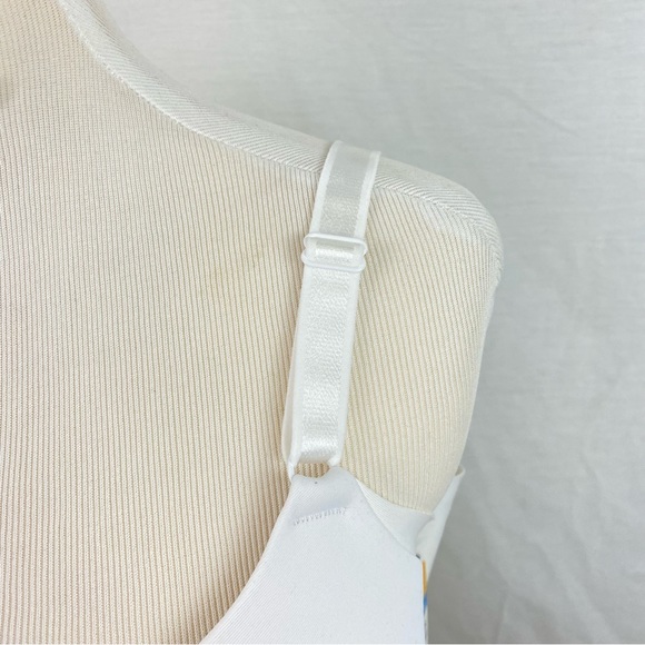 Warner's Women's Bra 40C White Simply Perfect Smoothes Underarm Bulge Underwire - Picture 4 of 11